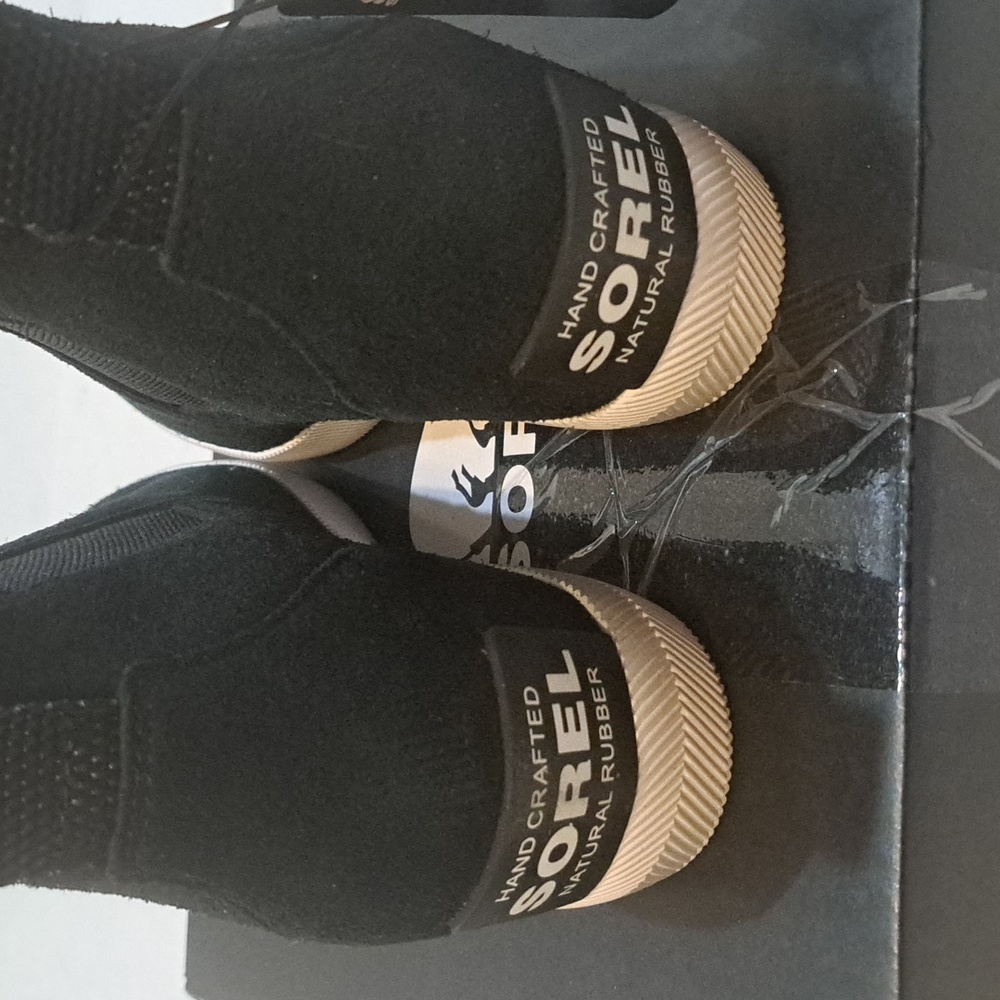 NWT Sorel Out N About Slip On Wedge, Size 7.5 - Picture 6 of 9